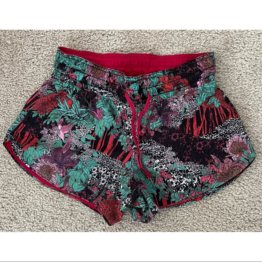 Reversible Lululemon “Choose a Side” Running Shorts